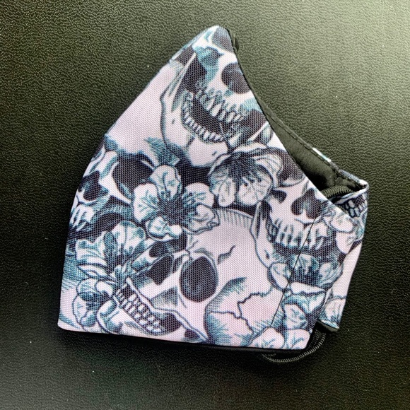 White Skull Flowers Face Mask 💀🌺 - Picture 3 of 4